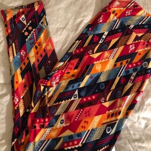 TC Lularoe Disney Leggings BNWOT